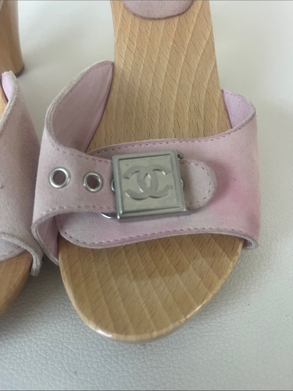 CHANEL Pink Leather Slide Mules with Silver CC Buckles - Picture 3 of 8